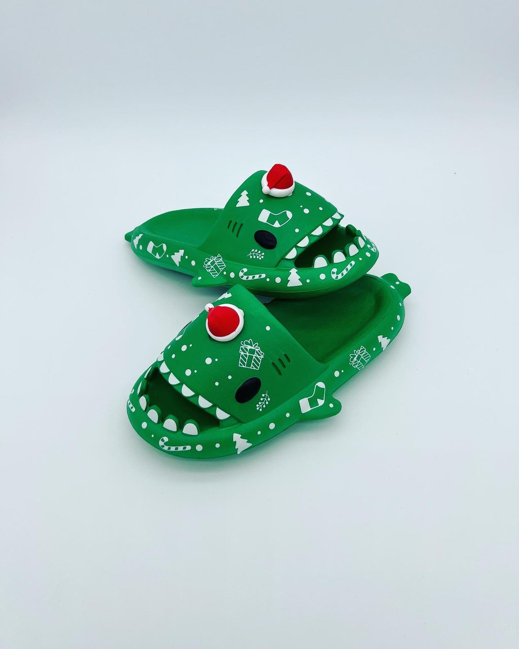 Pantufa Tubarão Neon