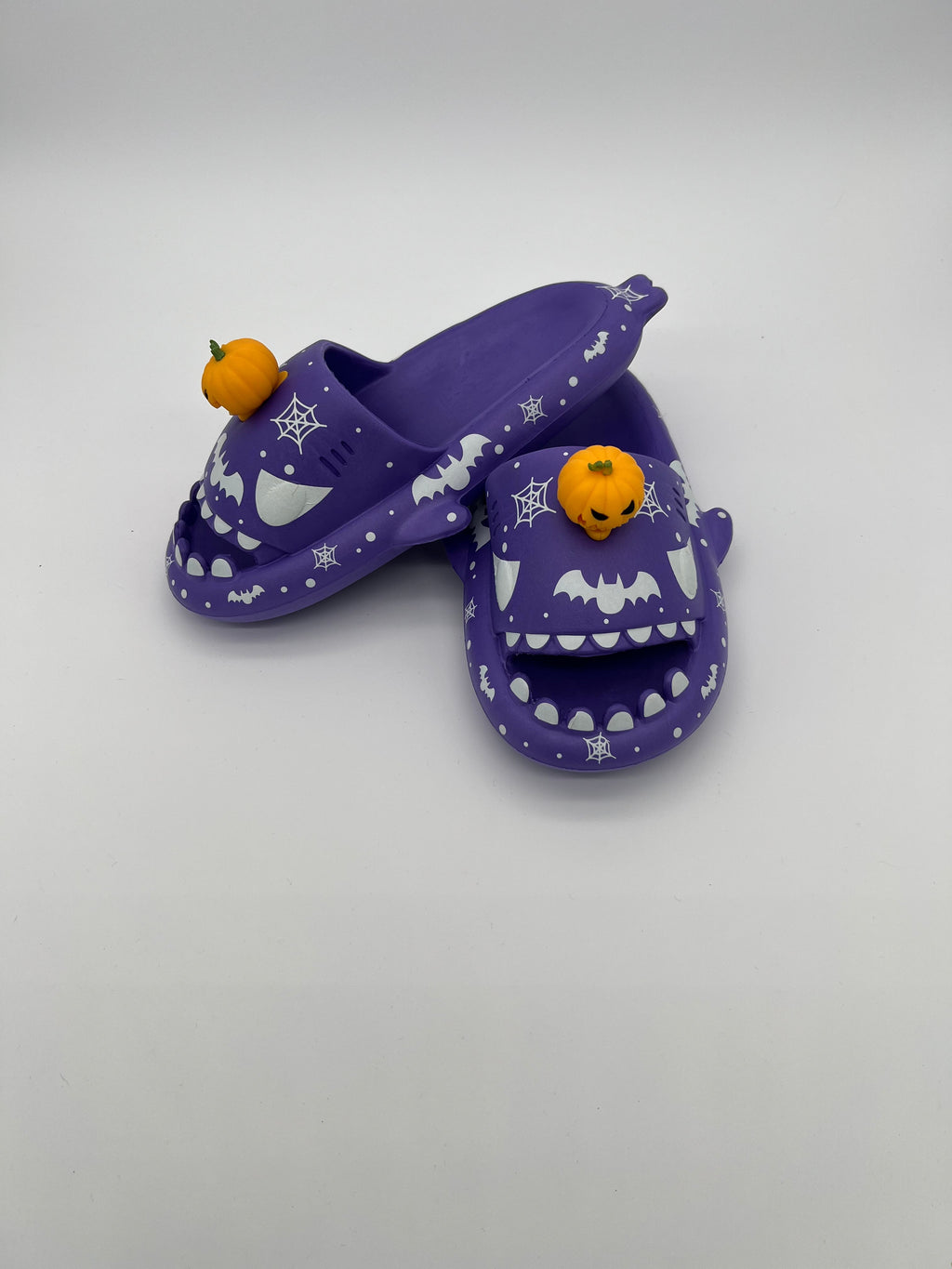 Pantufa Tubarão Neon